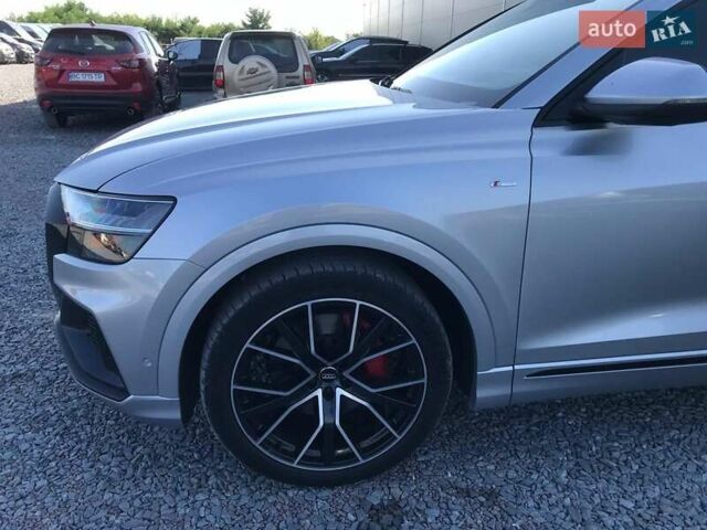 Сірий Ауді Q8, об'ємом двигуна 3 л та пробігом 141 тис. км за 63490 $, фото 23 на Automoto.ua