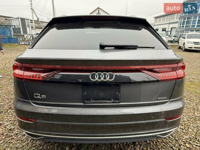 Сірий Ауді Q8, об'ємом двигуна 3 л та пробігом 84 тис. км за 34700 $, фото 14 на Automoto.ua