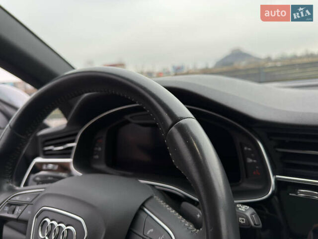 Серый Ауди Q8, объемом двигателя 3 л и пробегом 127 тыс. км за 47999 $, фото 39 на Automoto.ua