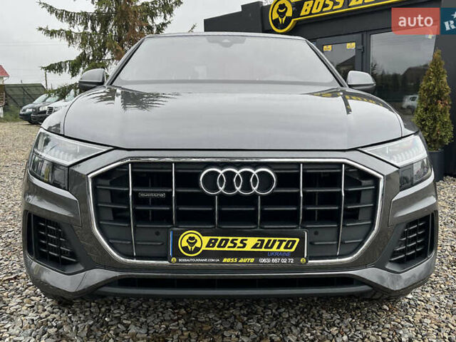 Сірий Ауді Q8, об'ємом двигуна 3 л та пробігом 85 тис. км за 55900 $, фото 1 на Automoto.ua
