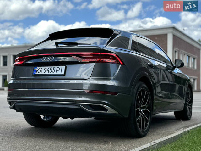 Сірий Ауді Q8, об'ємом двигуна 3 л та пробігом 140 тис. км за 54500 $, фото 15 на Automoto.ua