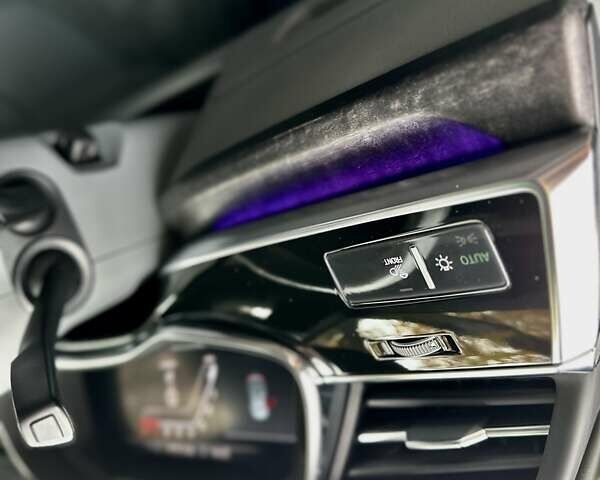 Ауди Q8 2019 в Киеве на Automoto.ua Серый Ауди Q8, объемом двигателя 3 л и пробегом 85 тыс. км за 62000 $, фото 70 на Automoto.ua