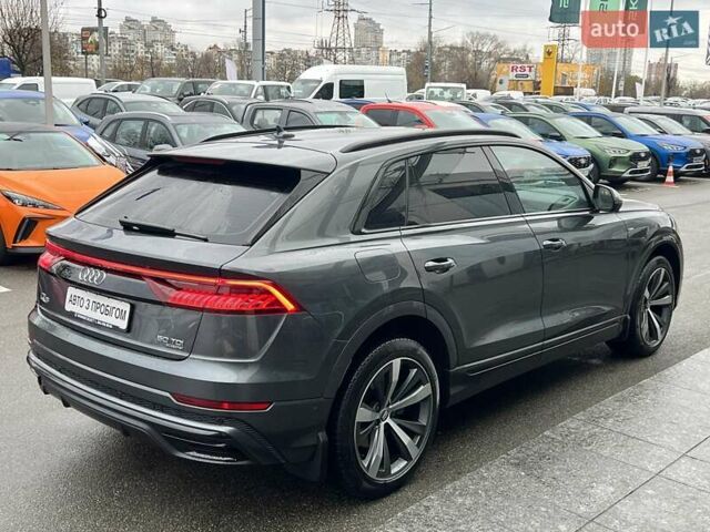 Сірий Ауді Q8, об'ємом двигуна 2.97 л та пробігом 78 тис. км за 65099 $, фото 6 на Automoto.ua