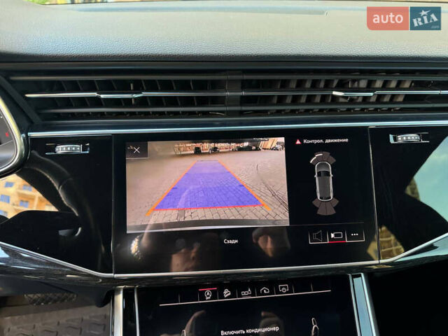 Серый Ауди Q8, объемом двигателя 3 л и пробегом 150 тыс. км за 40900 $, фото 18 на Automoto.ua