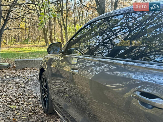 Серый Ауди Q8, объемом двигателя 3 л и пробегом 140 тыс. км за 51300 $, фото 22 на Automoto.ua