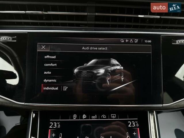 Серый Ауди Q8, объемом двигателя 3 л и пробегом 125 тыс. км за 48999 $, фото 74 на Automoto.ua