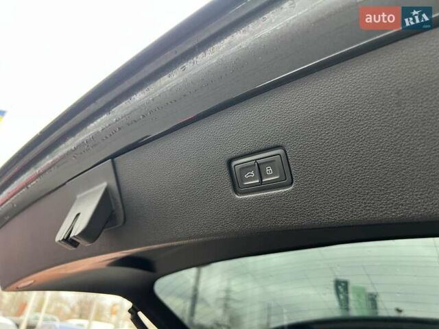 Сірий Ауді Q8, об'ємом двигуна 2.97 л та пробігом 78 тис. км за 65099 $, фото 35 на Automoto.ua