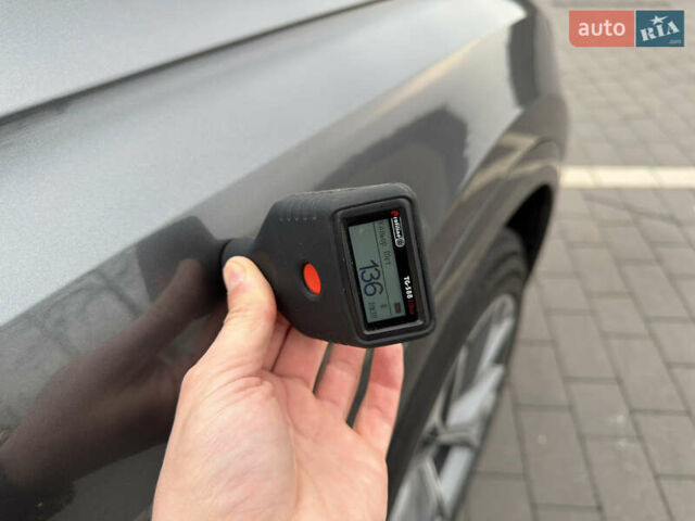 Серый Ауди Q8, объемом двигателя 3 л и пробегом 127 тыс. км за 47999 $, фото 85 на Automoto.ua