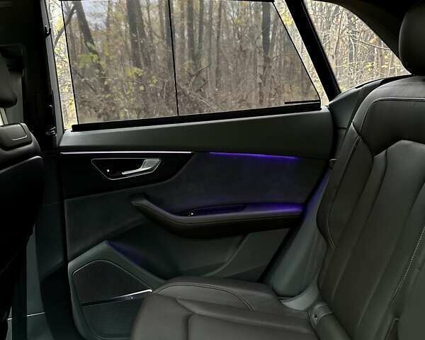 Ауди Q8 2019 в Киеве на Automoto.ua Серый Ауди Q8, объемом двигателя 3 л и пробегом 85 тыс. км за 62000 $, фото 106 на Automoto.ua