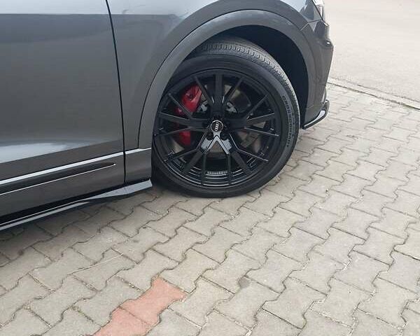 Серый Ауди Q8, объемом двигателя 3 л и пробегом 150 тыс. км за 58000 $, фото 13 на Automoto.ua