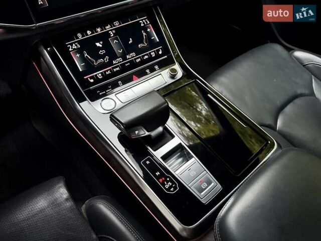Ауді Q8 2019 у Дніпро (Дніпропетровську) на Automoto.ua Сірий Ауді Q8, об'ємом двигуна 2.97 л та пробігом 120 тис. км за 60500 $, фото 33 на Automoto.ua