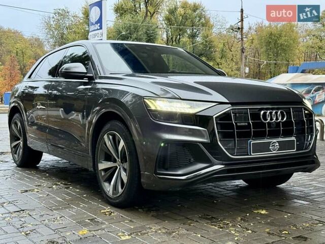 Ауді Q8 2019 у Дніпро (Дніпропетровську) на Automoto.ua Сірий Ауді Q8, об'ємом двигуна 2.97 л та пробігом 120 тис. км за 60500 $, фото 8 на Automoto.ua