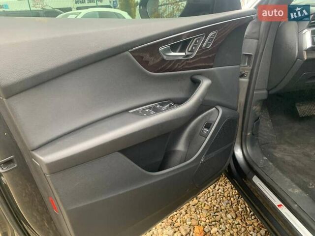 Ауди Q8 2019 в Стрые на Automoto.ua Серый Ауди Q8, объемом двигателя 3 л и пробегом 155 тыс. км за 34000 $, фото 8 на Automoto.ua