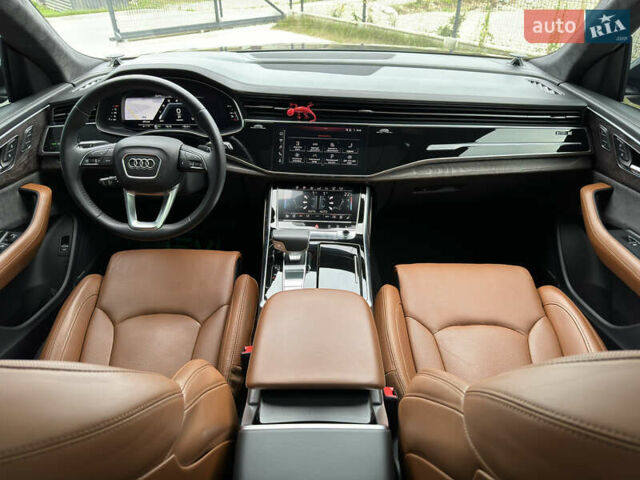 Серый Ауди Q8, объемом двигателя 2.97 л и пробегом 120 тыс. км за 75900 $, фото 3 на Automoto.ua