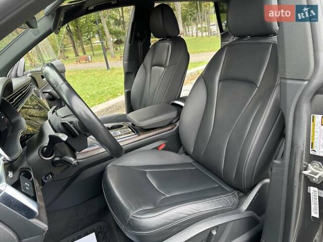 Серый Ауди Q8, объемом двигателя 3 л и пробегом 125 тыс. км за 48999 $, фото 39 на Automoto.ua