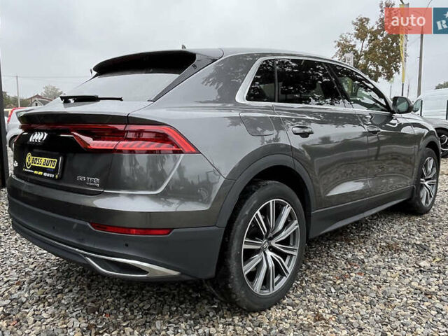 Сірий Ауді Q8, об'ємом двигуна 3 л та пробігом 85 тис. км за 55900 $, фото 5 на Automoto.ua