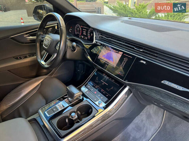 Серый Ауди Q8, объемом двигателя 3 л и пробегом 150 тыс. км за 40900 $, фото 30 на Automoto.ua