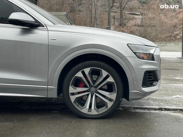 Серый Ауди Q8, объемом двигателя 3 л и пробегом 43 тыс. км за 56990 $, фото 6 на Automoto.ua