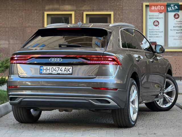 Серый Ауди Q8, объемом двигателя 3 л и пробегом 150 тыс. км за 40900 $, фото 7 на Automoto.ua