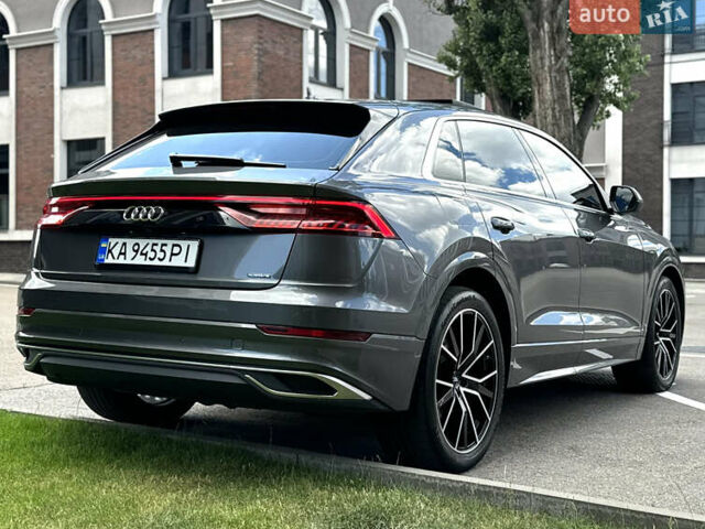 Сірий Ауді Q8, об'ємом двигуна 3 л та пробігом 140 тис. км за 54500 $, фото 19 на Automoto.ua