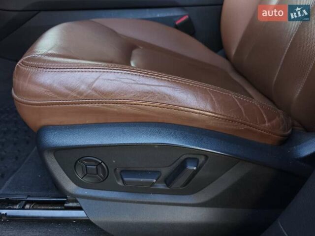 Серый Ауди Q8, объемом двигателя 3 л и пробегом 164 тыс. км за 47500 $, фото 11 на Automoto.ua