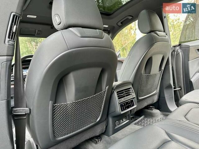 Серый Ауди Q8, объемом двигателя 3 л и пробегом 125 тыс. км за 48999 $, фото 93 на Automoto.ua