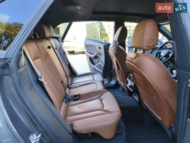 Серый Ауди Q8, объемом двигателя 3 л и пробегом 164 тыс. км за 47500 $, фото 14 на Automoto.ua