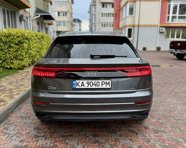 Сірий Ауді Q8, об'ємом двигуна 3 л та пробігом 64 тис. км за 54990 $, фото 8 на Automoto.ua