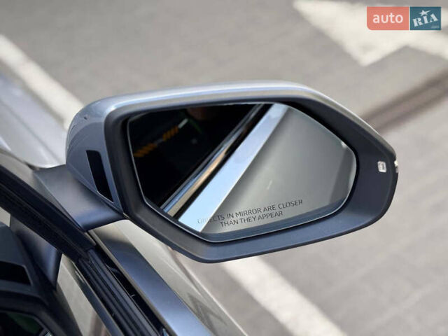 Серый Ауди Q8, объемом двигателя 3 л и пробегом 103 тыс. км за 46500 $, фото 19 на Automoto.ua