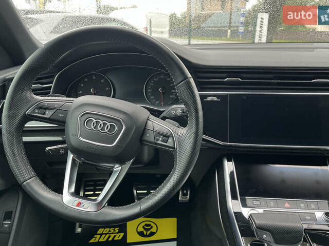 Сірий Ауді Q8, об'ємом двигуна 3 л та пробігом 85 тис. км за 55900 $, фото 24 на Automoto.ua
