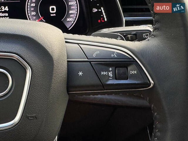 Серый Ауди Q8, объемом двигателя 3 л и пробегом 103 тыс. км за 46500 $, фото 36 на Automoto.ua