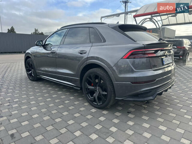 Сірий Ауді Q8, об'ємом двигуна 2.97 л та пробігом 130 тис. км за 65000 $, фото 5 на Automoto.ua