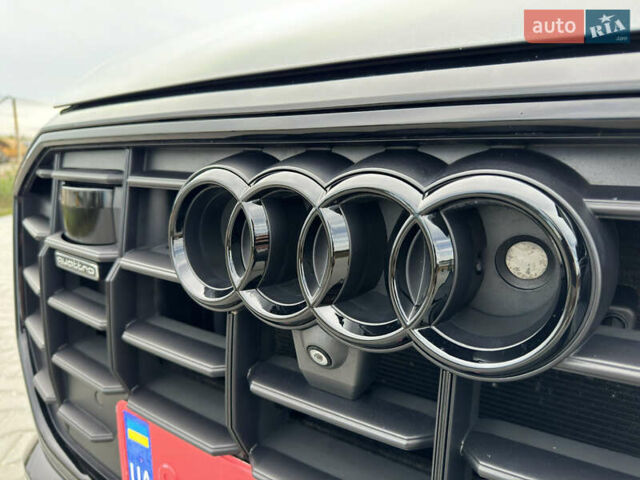 Серый Ауди Q8, объемом двигателя 2.97 л и пробегом 120 тыс. км за 75900 $, фото 4 на Automoto.ua