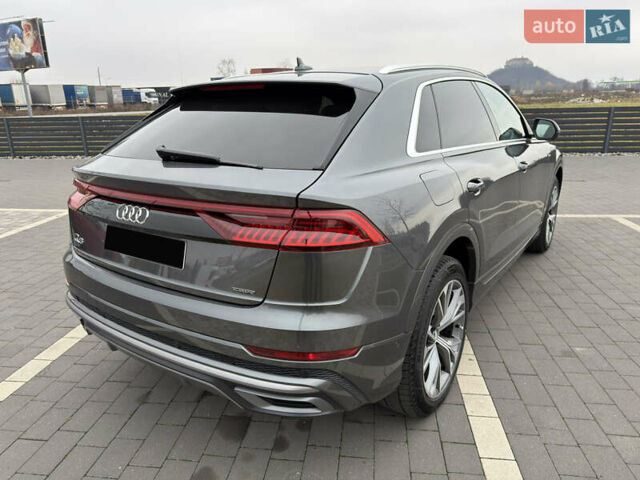Серый Ауди Q8, объемом двигателя 3 л и пробегом 127 тыс. км за 47999 $, фото 4 на Automoto.ua