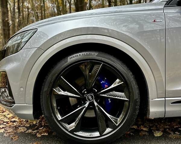 Ауди Q8 2019 в Киеве на Automoto.ua Серый Ауди Q8, объемом двигателя 3 л и пробегом 85 тыс. км за 62000 $, фото 122 на Automoto.ua
