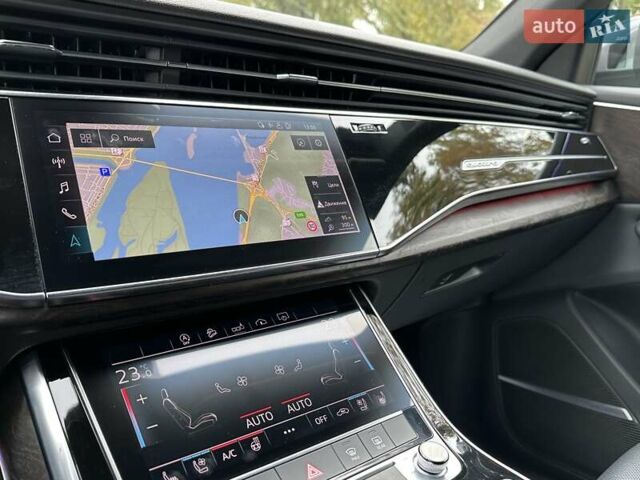 Серый Ауди Q8, объемом двигателя 3 л и пробегом 125 тыс. км за 48999 $, фото 78 на Automoto.ua