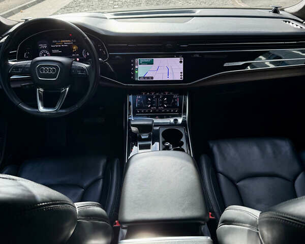 Серый Ауди Q8, объемом двигателя 3 л и пробегом 95 тыс. км за 57000 $, фото 22 на Automoto.ua