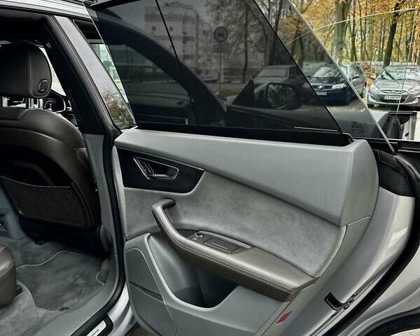 Ауди Q8 2019 в Киеве на Automoto.ua Серый Ауди Q8, объемом двигателя 3 л и пробегом 85 тыс. км за 62000 $, фото 40 на Automoto.ua
