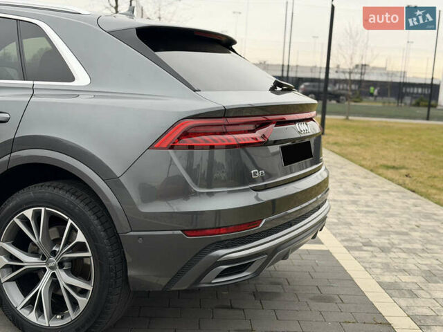 Серый Ауди Q8, объемом двигателя 3 л и пробегом 127 тыс. км за 47999 $, фото 6 на Automoto.ua