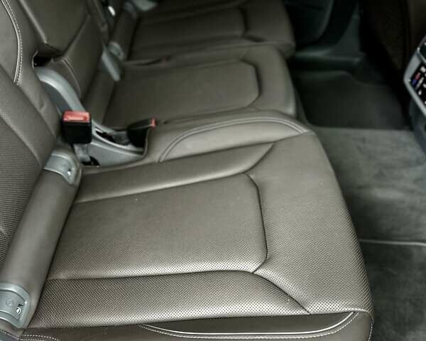 Ауди Q8 2019 в Киеве на Automoto.ua Серый Ауди Q8, объемом двигателя 3 л и пробегом 85 тыс. км за 62000 $, фото 45 на Automoto.ua