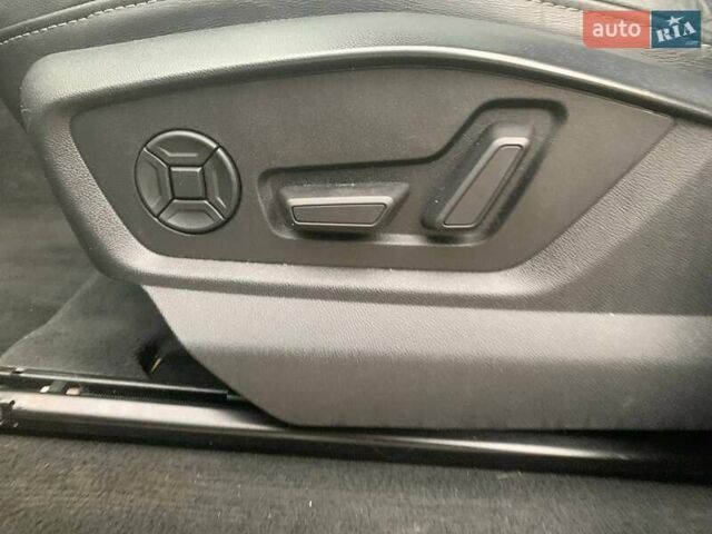 Ауди Q8 2019 в Стрые на Automoto.ua Серый Ауди Q8, объемом двигателя 3 л и пробегом 155 тыс. км за 34000 $, фото 10 на Automoto.ua