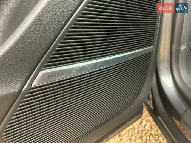 Ауди Q8 2019 в Стрые на Automoto.ua Серый Ауди Q8, объемом двигателя 3 л и пробегом 155 тыс. км за 34000 $, фото 9 на Automoto.ua