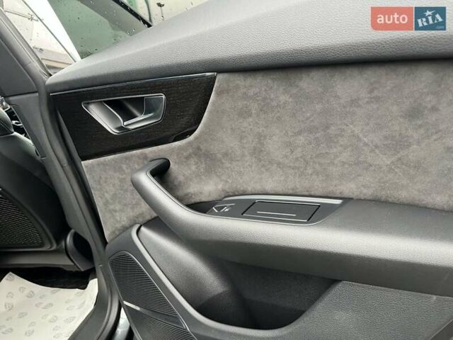 Сірий Ауді Q8, об'ємом двигуна 2.97 л та пробігом 78 тис. км за 65099 $, фото 32 на Automoto.ua