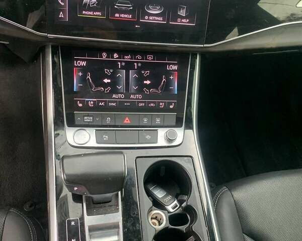 Ауди Q8 2019 в Стрые на Automoto.ua Серый Ауди Q8, объемом двигателя 3 л и пробегом 155 тыс. км за 34000 $, фото 14 на Automoto.ua