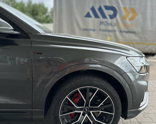 Серый Ауди Q8, объемом двигателя 3 л и пробегом 92 тыс. км за 55000 $, фото 13 на Automoto.ua