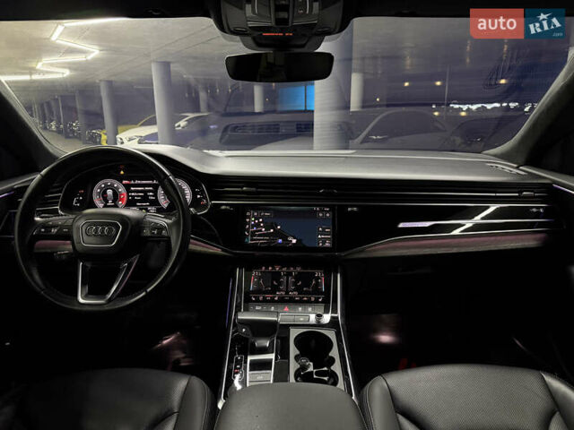 Серый Ауди Q8, объемом двигателя 3 л и пробегом 84 тыс. км за 53000 $, фото 22 на Automoto.ua
