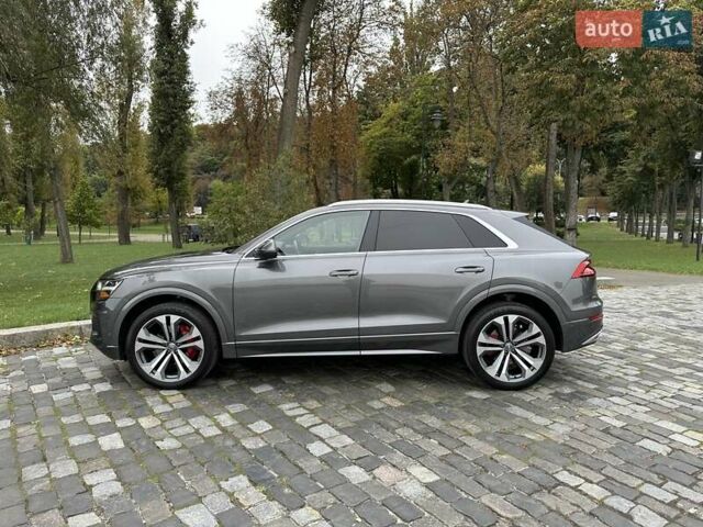 Серый Ауди Q8, объемом двигателя 3 л и пробегом 125 тыс. км за 48999 $, фото 3 на Automoto.ua