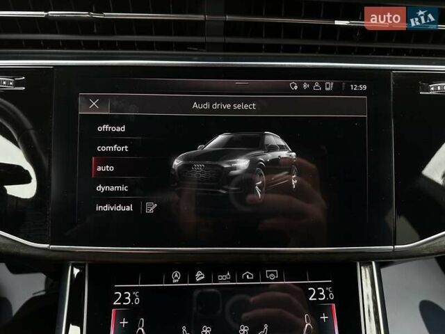 Серый Ауди Q8, объемом двигателя 3 л и пробегом 125 тыс. км за 48999 $, фото 72 на Automoto.ua