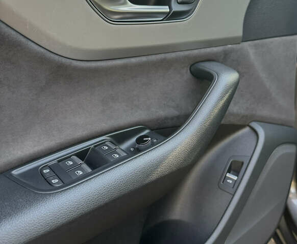 Серый Ауди Q8, объемом двигателя 3 л и пробегом 140 тыс. км за 51300 $, фото 9 на Automoto.ua