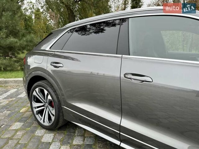 Серый Ауди Q8, объемом двигателя 3 л и пробегом 125 тыс. км за 48999 $, фото 10 на Automoto.ua